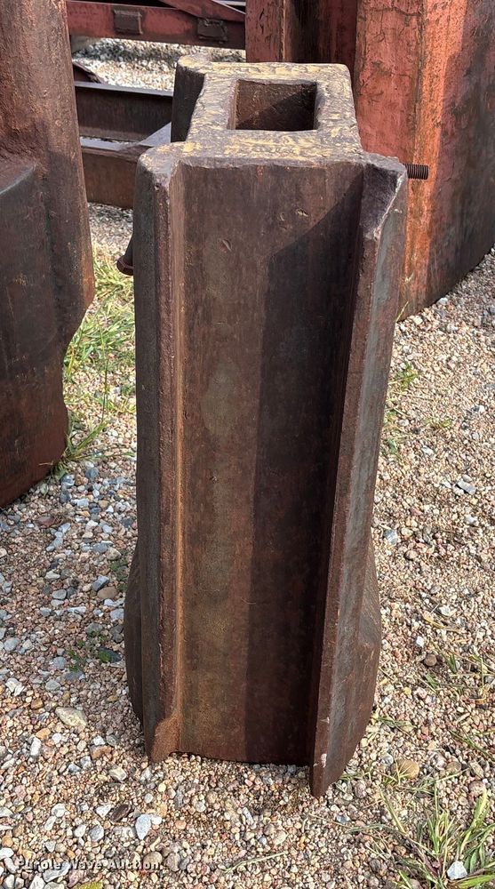 image for item EE3977 Pile driving equipment