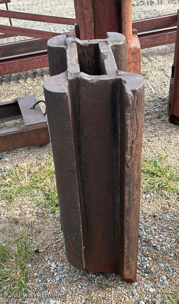 image for item EE3977 Pile driving equipment