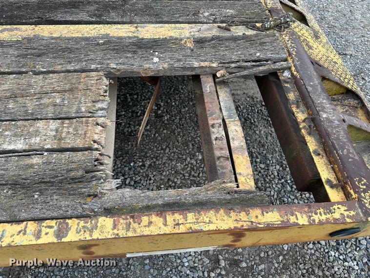 image for item EE3978 1996 Load King 202TT tilt deck equipment trailer