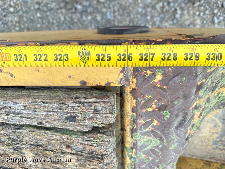 image for item EE3978 1996 Load King 202TT tilt deck equipment trailer