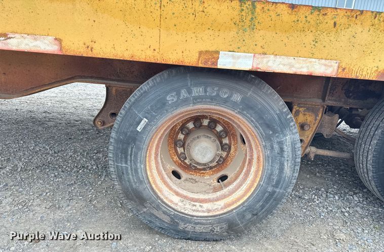 image for item EE3978 1996 Load King 202TT tilt deck equipment trailer