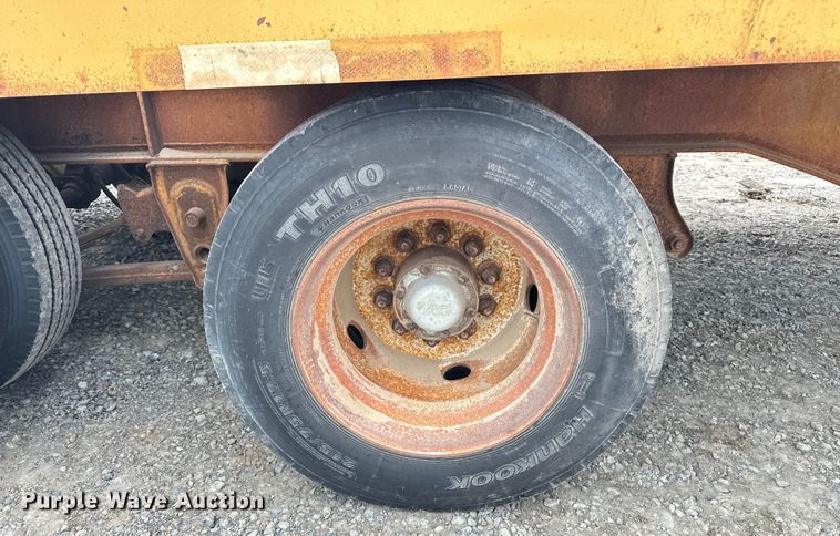 image for item EE3978 1996 Load King 202TT tilt deck equipment trailer