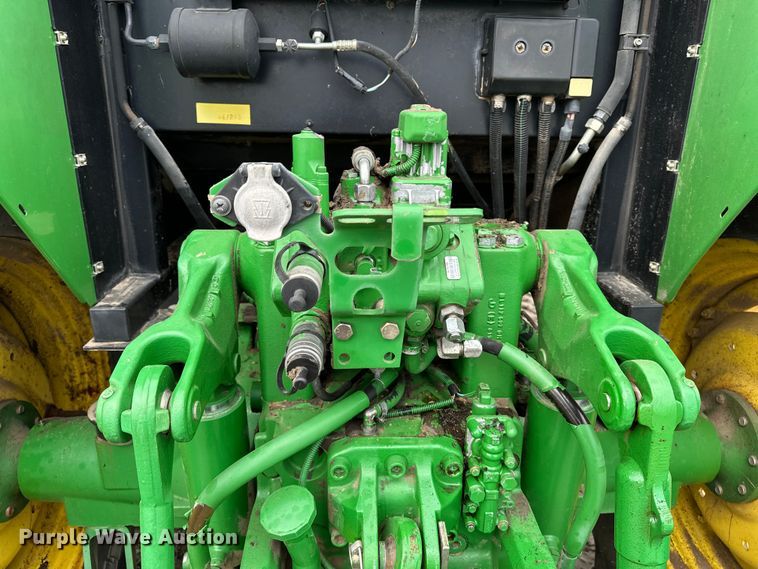 image for item EE3979 2004 John Deere 6615 tractor
