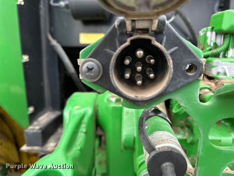 image for item EE3979 2004 John Deere 6615 tractor