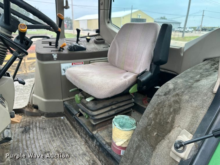 image for item EE3979 2004 John Deere 6615 tractor