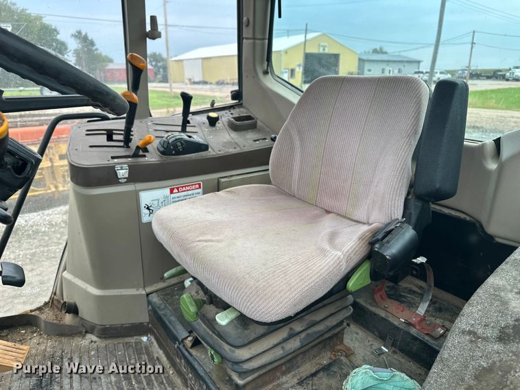 image for item EE3979 2004 John Deere 6615 tractor