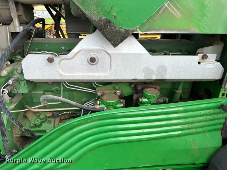 image for item EE3979 2004 John Deere 6615 tractor