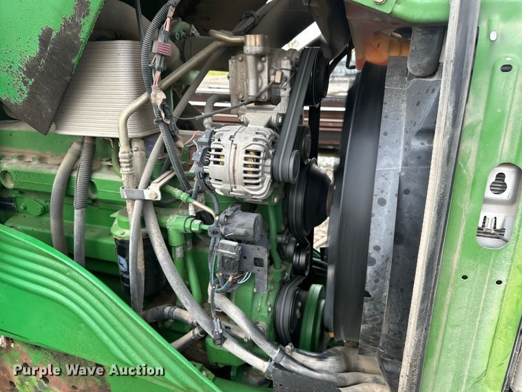 image for item EE3979 2004 John Deere 6615 tractor