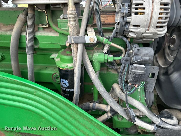 image for item EE3979 2004 John Deere 6615 tractor