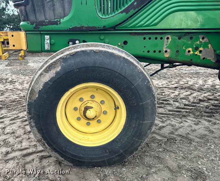 image for item EE3979 2004 John Deere 6615 tractor