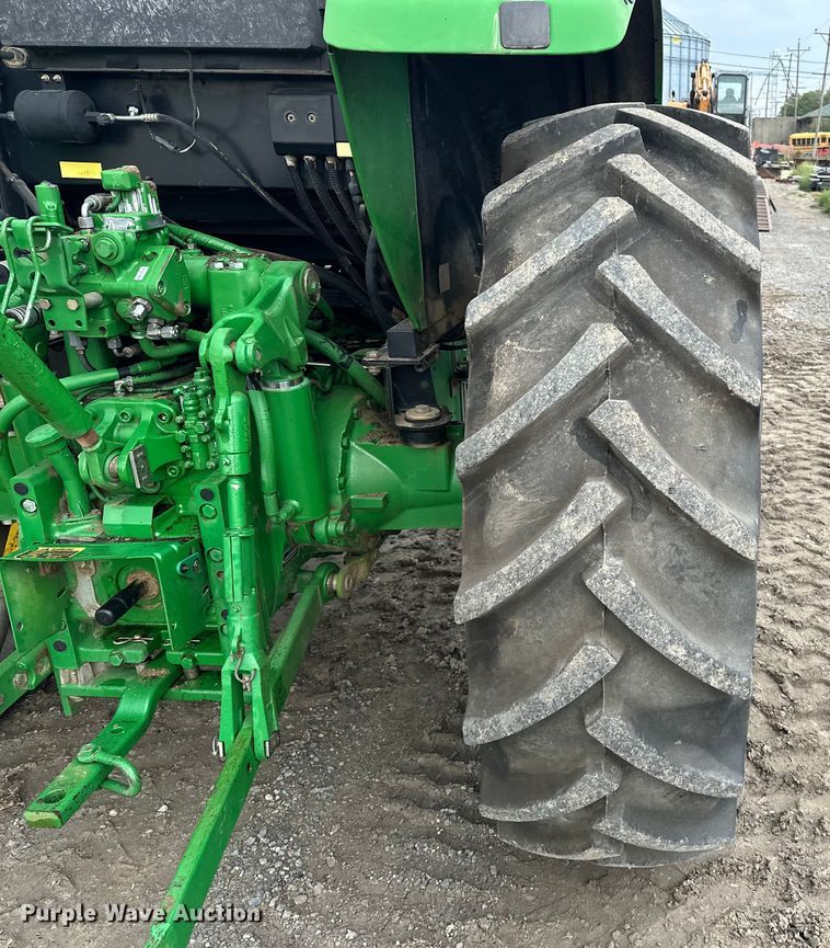 image for item EE3979 2004 John Deere 6615 tractor