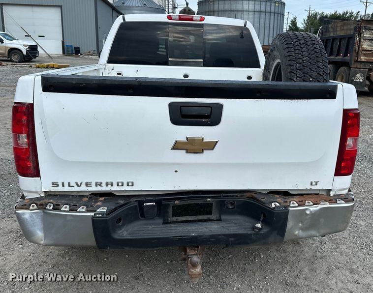 image for item EE3981 2007 Chevrolet Silverado 1500 Ext. Cab pickup truck