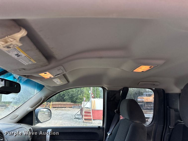 image for item EE3981 2007 Chevrolet Silverado 1500 Ext. Cab pickup truck