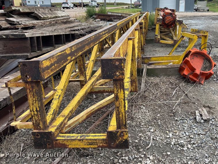 image for item EE3983 Pile driving equipment