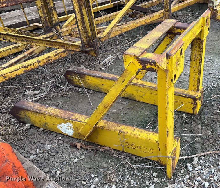 image for item EE3983 Pile driving equipment