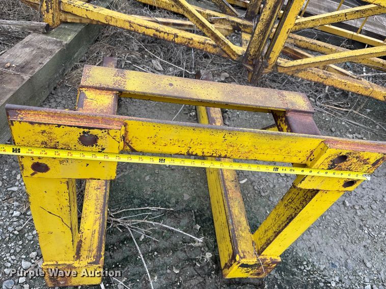 image for item EE3983 Pile driving equipment