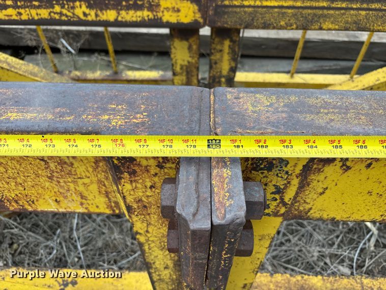 image for item EE3983 Pile driving equipment