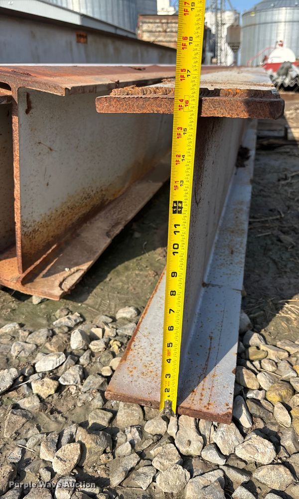 image for item EE3985 (9) I-beams