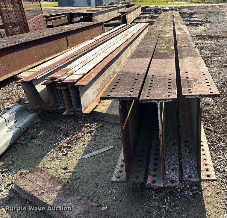 image for item EE3986  (3) I-beams 