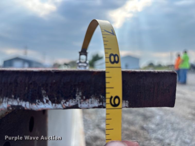 image for item EE3986  (3) I-beams 