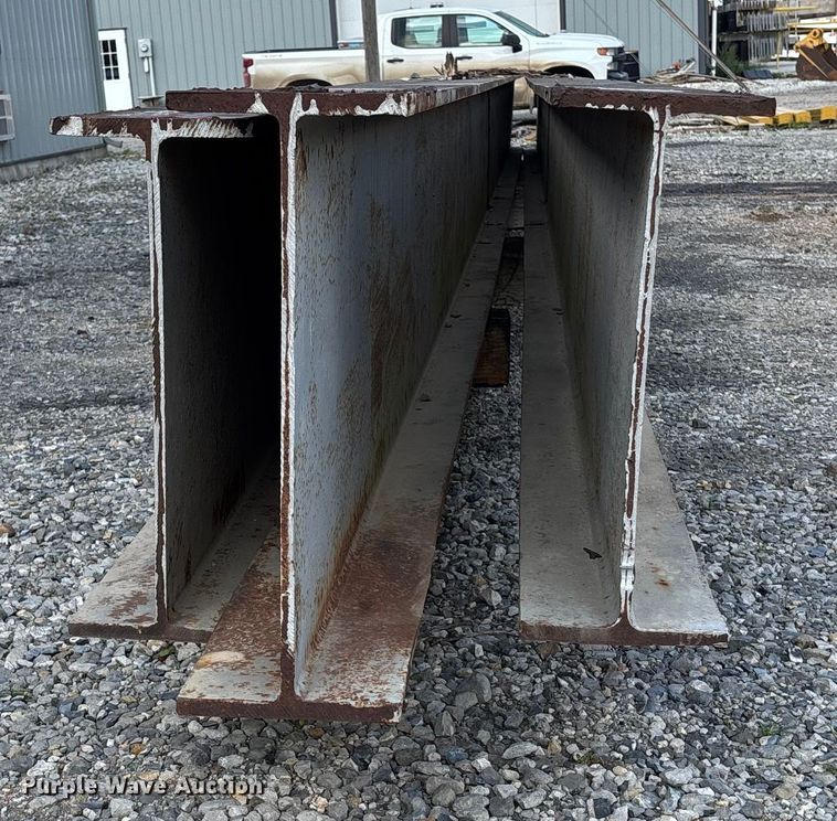 image for item EE3989 (3) I-beams