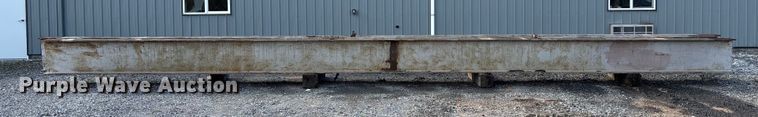 image for item EE3989 (3) I-beams