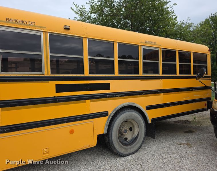 image for item EF3768 2005 International PB105 school bus