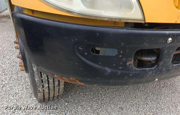 image for item EF3768 2005 International PB105 school bus