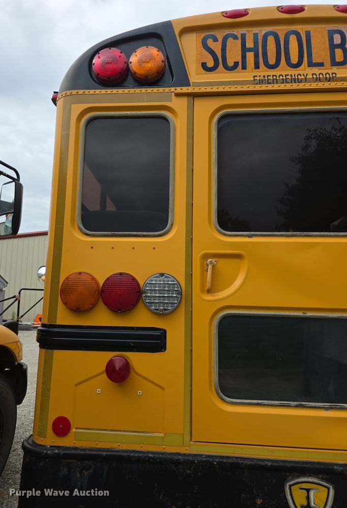 image for item EF3768 2005 International PB105 school bus