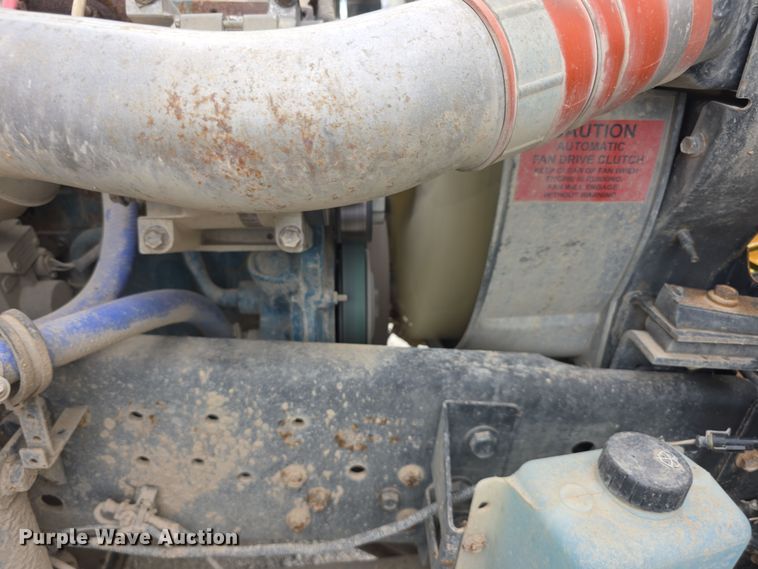 image for item EF3768 2005 International PB105 school bus