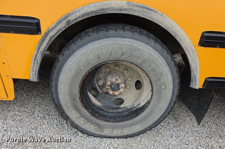 image for item EF3768 2005 International PB105 school bus