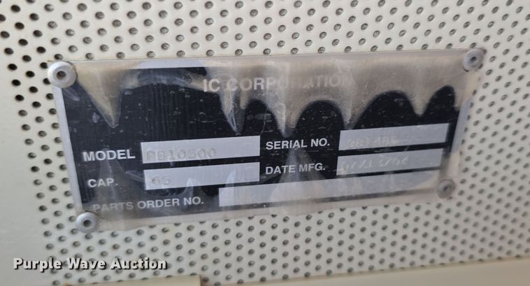 image for item EF3768 2005 International PB105 school bus