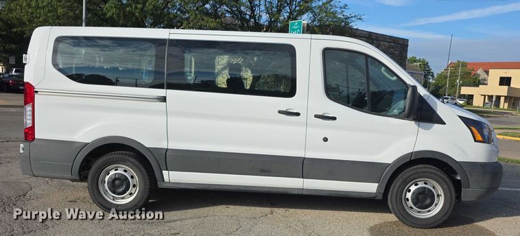image for item EF3770 2019 Ford Transit 150 van