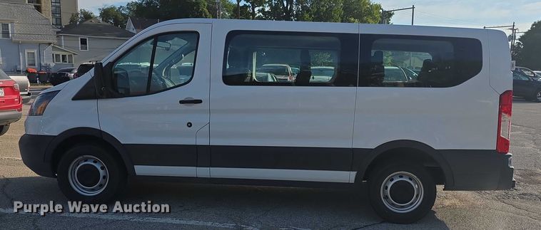 image for item EF3770 2019 Ford Transit 150 van