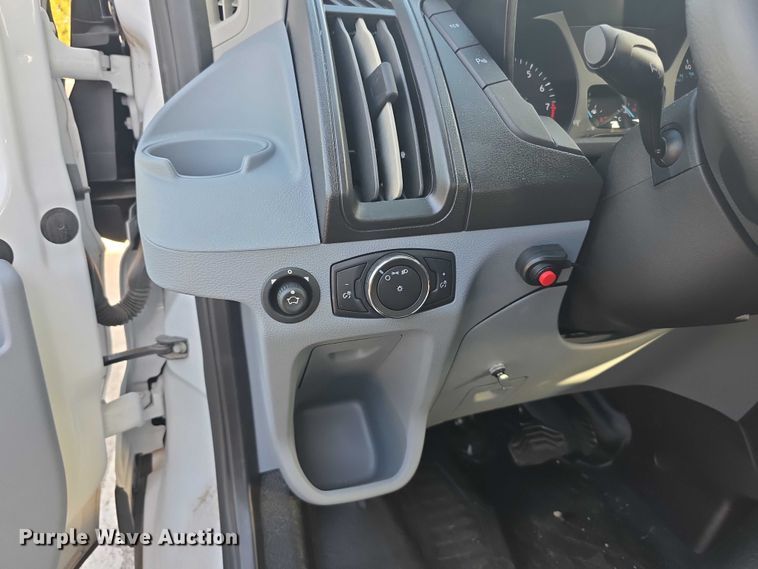 image for item EF3770 2019 Ford Transit 150 van