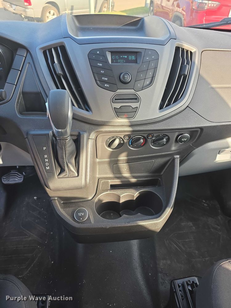 image for item EF3770 2019 Ford Transit 150 van