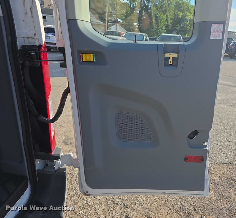 image for item EF3770 2019 Ford Transit 150 van