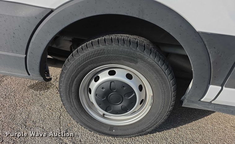 image for item EF3770 2019 Ford Transit 150 van