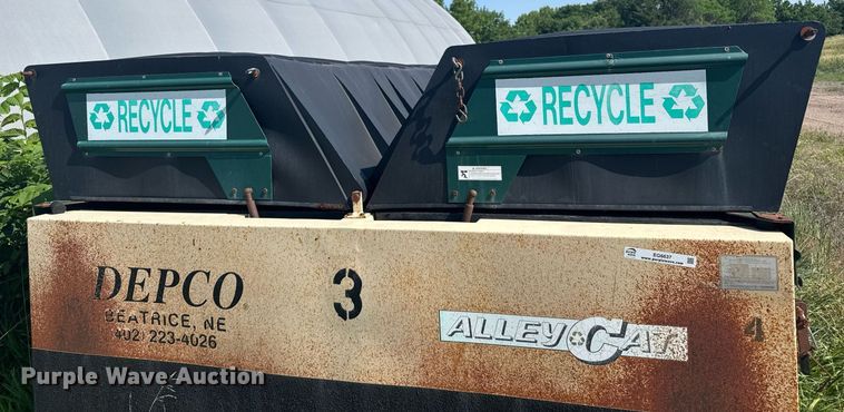 image for item EG6637 2001 AlleyCat RSWT-50 Recycling recycling trailer