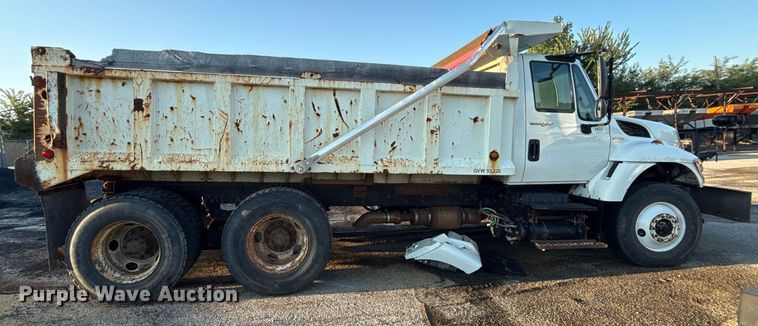 image for item EG8187 2014 International 7400 dump truck