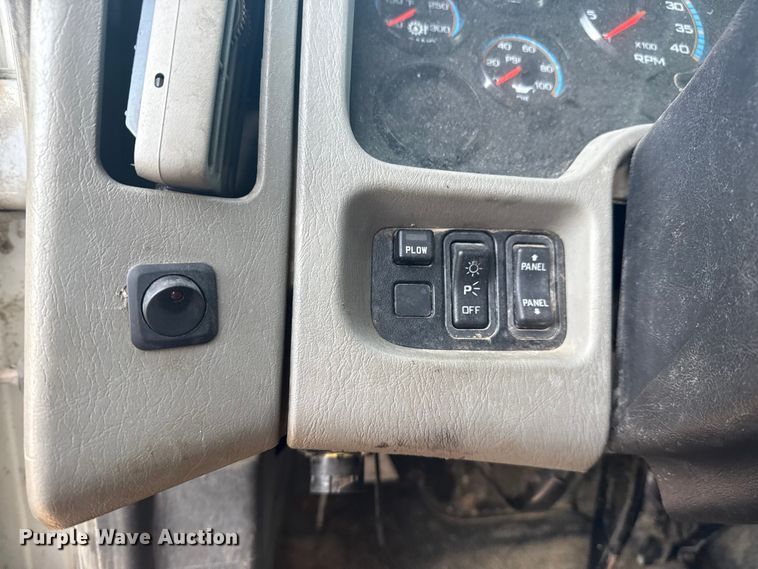 image for item EG8187 2014 International 7400 dump truck