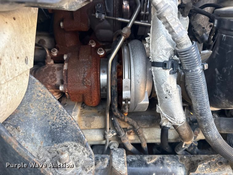 image for item EG8187 2014 International 7400 dump truck