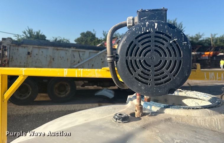 image for item EG8191 Kromer paint mixer