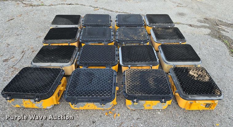 image for item EG8193 (16) pedestrian signals