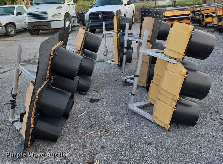 image for item EG8194 (5) traffic lights