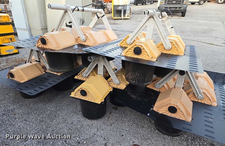 image for item EG8194 (5) traffic lights