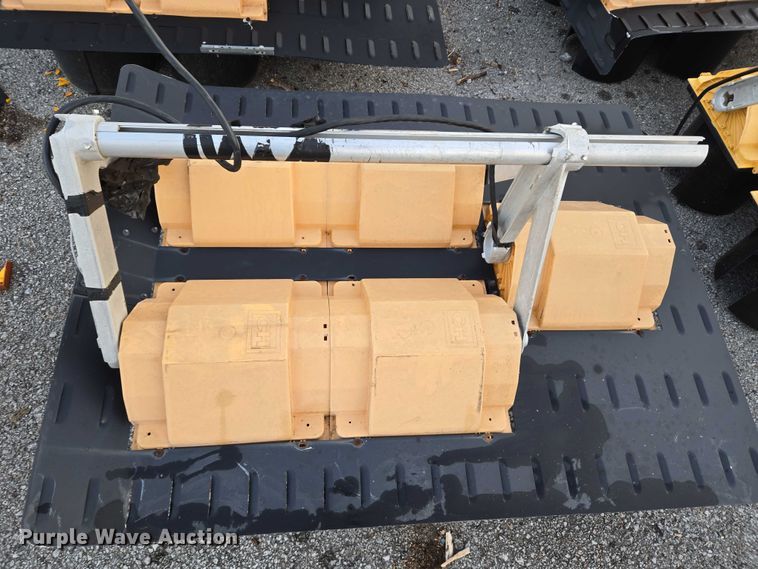 image for item EG8194 (5) traffic lights