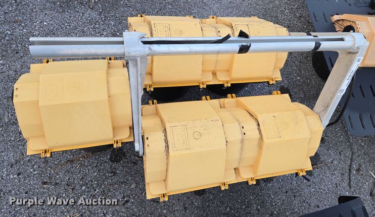 image for item EG8194 (5) traffic lights