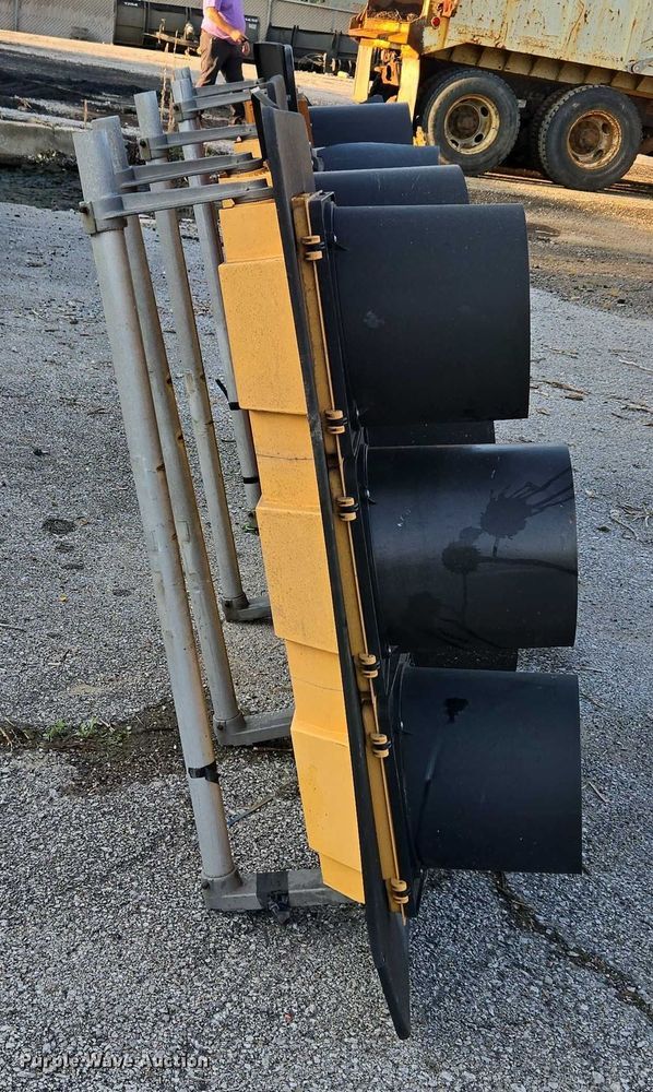 image for item EG8196 (5) traffic lights