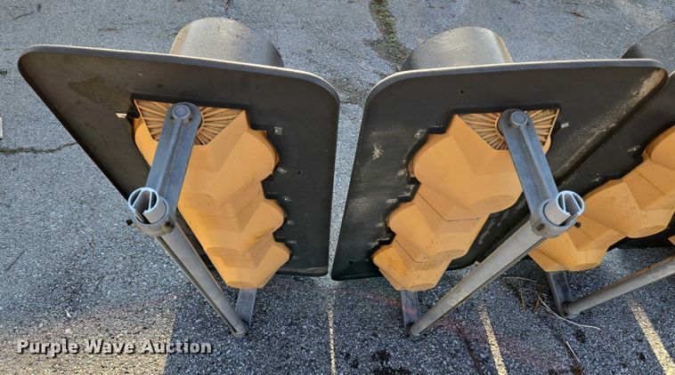 image for item EG8198 (5) traffic lights